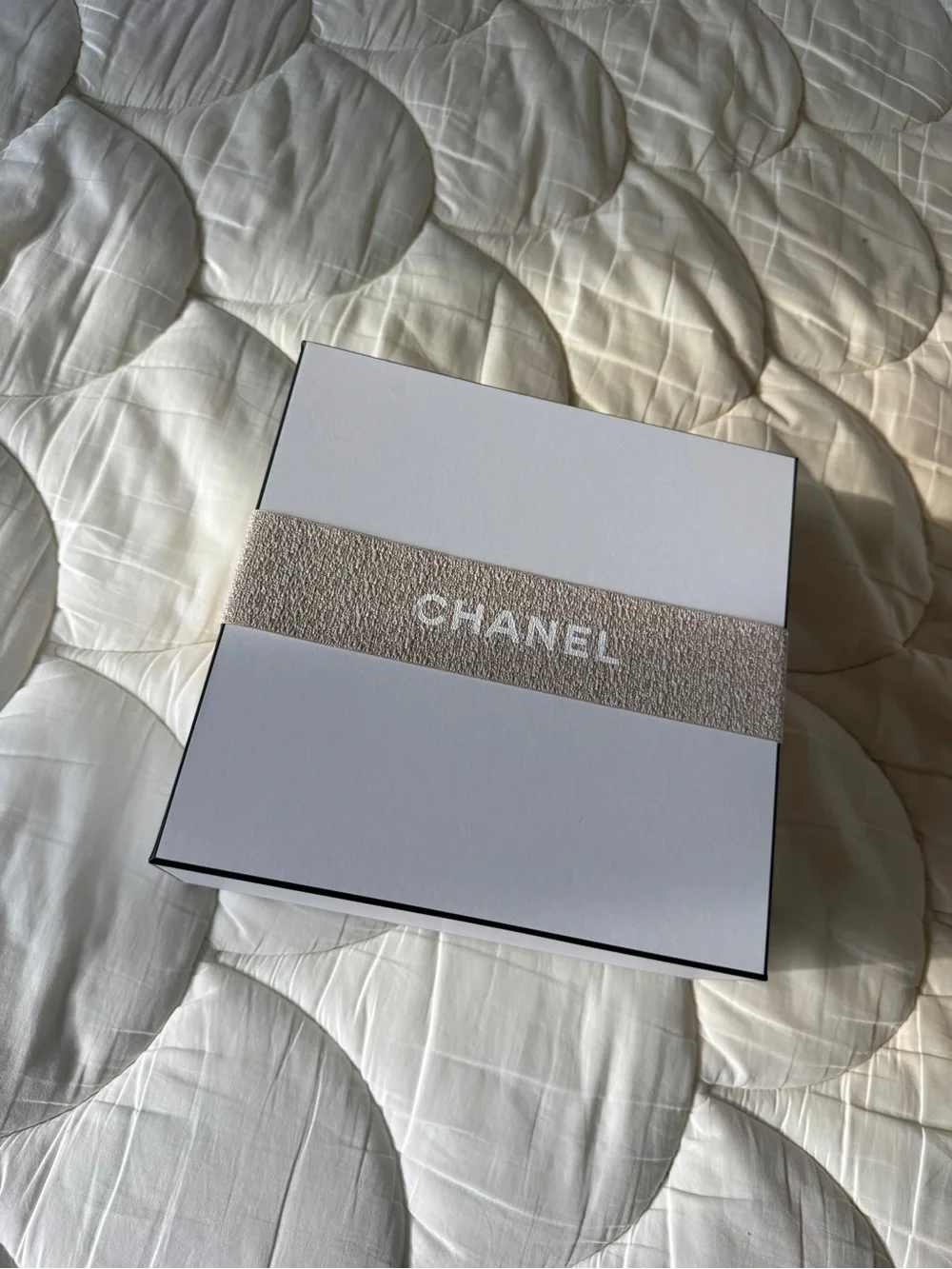 CHANEL White Gift Box with Beige Branded Ribbon